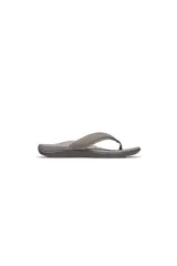 Sandalias tipo ojota de diseño ergonómico, color negro, con tiras superiores de cuero y textil, y plantilla de EVA texturizada.