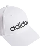 Gorra de béisbol Adidas Daily color blanco con logo Adidas bordado en negro en el lateral. Confeccionada en tejido de algodón suave y transpirable con cierre ajustable en la nuca.