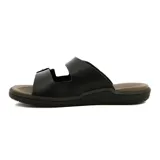 Sandalias negras de hombre con doble tira ajustable con hebilla y suela marrón.