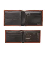 Billetera marrón de cuero sintético con diseño de líneas horizontales en relieve en la parte superior y logo de Rip Curl en la parte inferior. Cuenta con protección RFID.