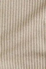 Leggings acampanados de punto acanalado fino, con cintura plegable y laterales fruncidos que generan un efecto drapeado.
