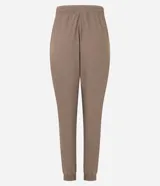 Pantalón jogger deportivo de microfibra color negro, con cintura elástica ajustable y puños elásticos en los tobillos.