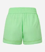 Bermuda deportiva corta de microfibra ligera, color lila, con cintura elástica funcional y textura de agueros.