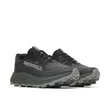 Championes de trail running Merrell modelo Agility Peak 6, color negro con detalles en gris. Presentan una estructura de malla transpirable con refuerzos en TPU, entresuela de espuma FloatPro+ para mayor amortiguación y suela Vibram MegaGrip con tacos de alta tracción para terrenos difíciles.
