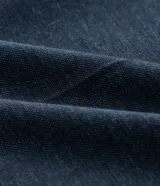 Pantalón de vestir masculino modelo básica, con cintura con trabillas, cierre tradicional con vista oculta y bolsillos laterales.