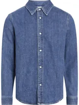 Camisa de denim azul de corte slim fit, con cuello clásico, cierre frontal con botones blancos y mangas largas. Confeccionada en algodón con elastano.