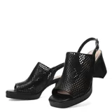 Sandalias de mujer Bottero color negro, con diseño calado, taco ancho, plataforma y pulsera ajustable al talón.