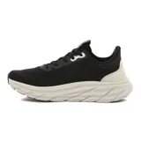 Championes de running Diadora Proton, color negro con detalles en gris y blanco.