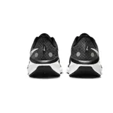 Championes de running Nike Vomero 17, color negro con detalles en blanco. Presentan un diseño de malla transpirable, cierre con cordones y suela con amortiguación de alto rendimiento.