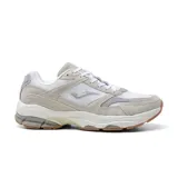 Championes Joma CR111 de estilo retro para hombre, color blanco y gris. Capellada de malla transpirable y serraje, con tecnología VTS para ventilación. Mediasuela de phylon con gel PULSOR para amortiguación y STABILIS para estabilidad. Suela de caucho DURABILITY resistente al desgaste.