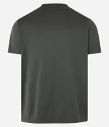 Remera deportiva de manga corta y cuello redondo, color azul, confeccionada en tejido de poliéster con tecnología Dry para mayor transpirabilidad.