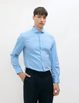 Camisa Harrington modelo Select, color blanco, de manga larga, con cuello camisero clásico y cierre frontal de botones.