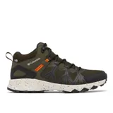 Bota de senderismo Columbia Peakfreak II Mid Outdry, color verde oliva con detalles en negro y naranja. Presenta tecnología impermeable OutDry, sistema de ajuste Navic Fit y entresuela TechLite+ para mayor amortiguación. Suela Adapt Trax con tracción superior y diseño de altura media para soporte en el tobillo.