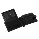 Billetera negra de cuero con costuras reforzadas y logo Rip Curl metálico en la parte inferior.