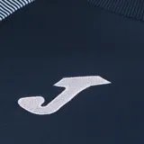 Buzo deportivo Joma Essential II azul marino con mangas raglán a rayas horizontales blancas y logo bordado en el pecho.