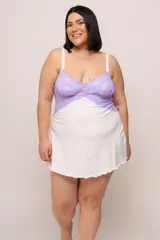 Babydoll blanco con corpiño de puntilla elastizada color celeste y breteles elásticos regulables.