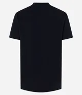 Remera de algodón negra con cuello redondo y manga corta, con estampa frontal temática de Las visiones de Raven y texto en blanco.