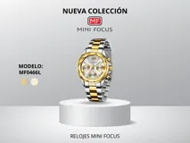 Reloj Mini Focus con máquina japonesa, caja de metal color plateado y dorado, y malla de acero plateada y dorada.