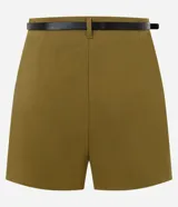 Short pollera ajustado de bengalina color verde oliva, con tajo frontal y cinturón fino incluido.