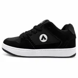 Zapatillas Airwalk modelo Brook de color negro con suela blanca, diseño urbano de caña baja con el logo de la marca en el lateral y lengüeta.