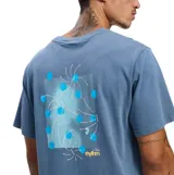 Remera Rhythm de manga corta y corte holgado en color azul, con pequeño estampado gráfico en el pecho.