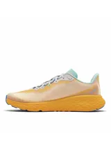 Championes de running Columbia Konos Featherweight Omni-Grip, en color naranja con detalles en azul y celeste, diseñados para trail running y actividades al aire libre con tecnología de amortiguación y suela de alta tracción.