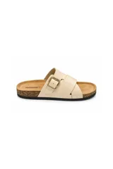 Sandalia Paddock modelo Alure, color beige con tira cruzada y hebilla dorada ajustable, suela de corcho y base de goma negra.