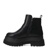 Botas de caña media con plataforma dentada, confeccionadas en material sintético negro. Presentan un diseño tipo chelsea con elásticos laterales y una tira decorativa con hebilla metálica en el tobillo.