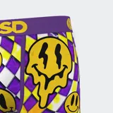 Calzoncillos bóxer de hombre con estampado de cuadros amarillos, blancos y violetas, con caritas sonrientes amarillas.