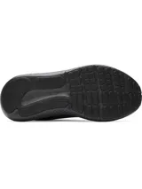 Championes de running Under Armour modelo Charged Surge 4, color negro con diseño de malla transpirable y suela con amortiguación Charged Cushioning.