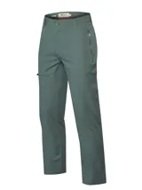 Pantalón de trekking color verde musgo, con múltiples bolsillos con cierre y ajuste con broche y cierre falso. Fabricado en tela liviana de secado rápido con poliéster reciclado.