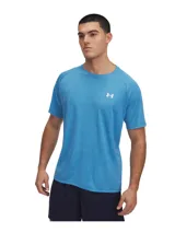 Remera deportiva Under Armour de manga corta, confeccionada en tejido UA Tech™ de secado rápido, ultrasuave y transpirable. Presenta un diseño de color azul con textura sutil y el logo de la marca estampado en el pecho.