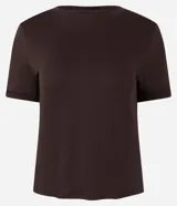 Blusa básica de cuello redondo y manga corta con detalle de dobladillo, confeccionada en tejido de viscosa con elastano.