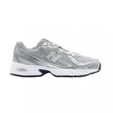 Championes New Balance 740, color gris y plateado, confeccionados en malla con detalles sintéticos metalizados, entresuela blanca con tecnología ABZORB y suela de goma negra.