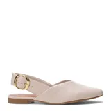 Zapatos destalonados negros de cuero, con punta cuadrada, tacón bajo y tira trasera ajustable con hebilla metálica dorada.