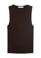 Top sin mangas de tejido de punto fino, con cuello redondo y diseño entallado al cuerpo.