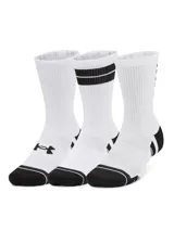 Medias deportivas de caña media, color blanco con puntera y talón en negro. Presentan paneles de malla para mayor transpirabilidad y soporte integrado en el arco del pie.