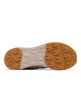Championes de trekking Columbia modelo Terrastride Aro Omni-Grip, color beige con suela de goma marrón. Empeine de malla transpirable, mediasuela amortiguada con aberturas de ventilación y cordones ajustables.