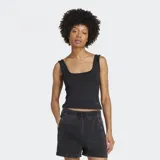 Musculosa negra ajustada con cuello cuadrado y logo pequeño bordado en el frente.