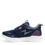Championes deportivos de mujer en color azul marino con detalles en rosa y celeste. Presentan un diseño de malla transpirable, cierre con cordones y suela blanca con textura alveolar.