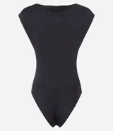 Body Cortelle de poliamida color negro, con escote canoa, diseño sin mangas, pliegues drapeados en los hombros y corte ajustado slim fit.