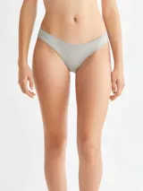 Bombacha clásica gris melange de algodón elástico, con tiro medio y corte en V en la parte delantera.