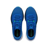 Championes de running Under Armour modelo Charged Rogue 3, color negro con detalles en blanco. Presentan capellada de malla transpirable, logo lateral en contraste y entresuela con tecnología de amortiguación.