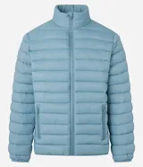 Campera puffer ultraligera Marfinno color negro, con cuello alto, cierre frontal por cremallera y bolsillos laterales.