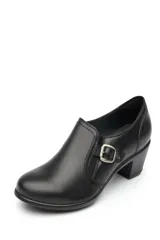 Zapato de tacón Flexi de cuero negro con hebilla lateral y elástico.