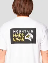 Camiseta de manga corta Mountain Hardwear confeccionada en jersey de algodón, con cuello redondo y logo estampado en el pecho izquierdo.