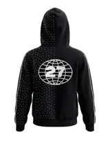 Conjunto deportivo compuesto por buzo con capucha y cierre frontal, y pantalón a juego. El buzo presenta un diseño con pedrería aplicada en toda la superficie, capucha integrada tipo pasamontañas y un estampado gráfico circular con el número 27 en la espalda. El pantalón cuenta con un estampado de estrella en la parte trasera y detalles de líneas laterales.