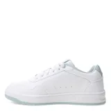Championes Puma modelo Court Classic, de diseño urbano inspirado en el tenis retro. Presentan una estructura de cuero sintético en color negro con detalles en tono cobre en el logo lateral y en la lengüeta. Cuentan con plantilla SoftFoam+ para mayor amortiguación y suela de goma al tono.