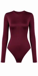 Body de manga larga color bordó, con cuello redondo y diseño ajustado al cuerpo.