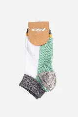 Medias soquetes de algodón y spandex con diseño de bloques de color en blanco, verde menta, gris oscuro y gris claro, con detalles en amarillo.